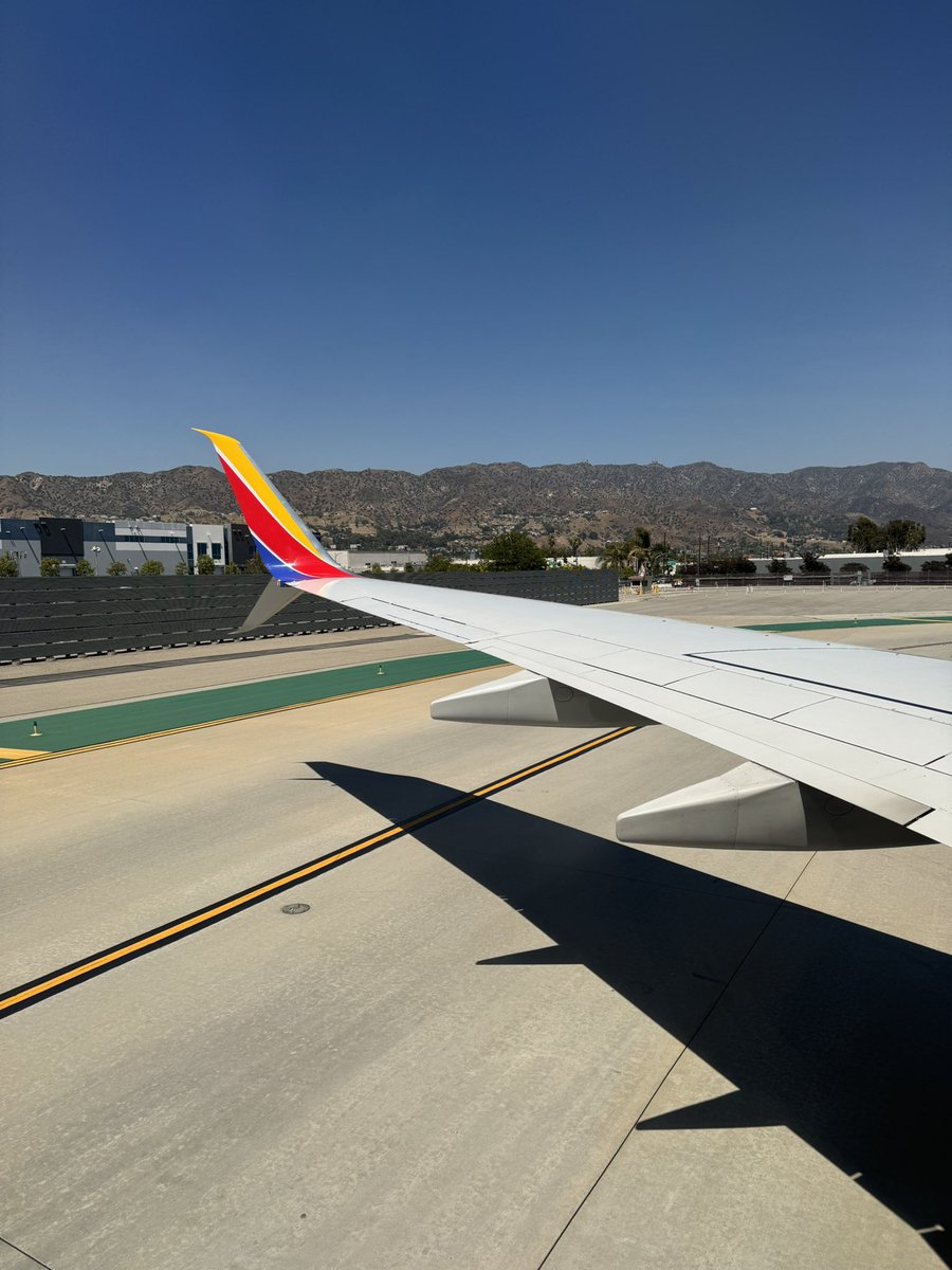 Sitting on the tarmac at the airport in #Burbank  and the pilot suggested we  post this message to <a href="/SouthwestAir/">Southwest Airlines</a> “ Gate A4is open why can’t we have that? Thank you.