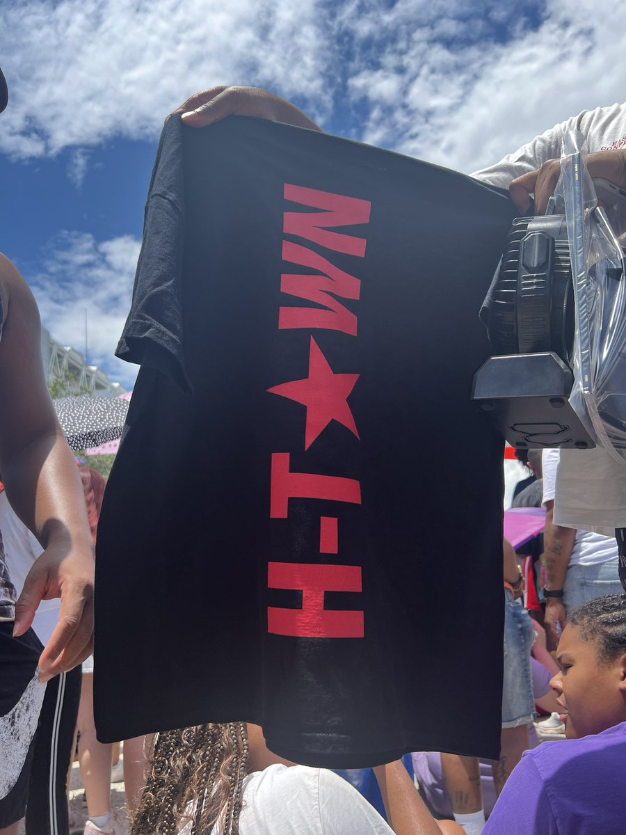 the houston shirt! 🤠🤘🏾