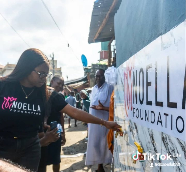 GoldChikodi's tweet image. Seyi Tinubu continues his impactful work, like providing clean water in Ajegunle through Noella Foundation, purely out of conviction, yet the "vim" against him persists. #SeyiTinubuStrides