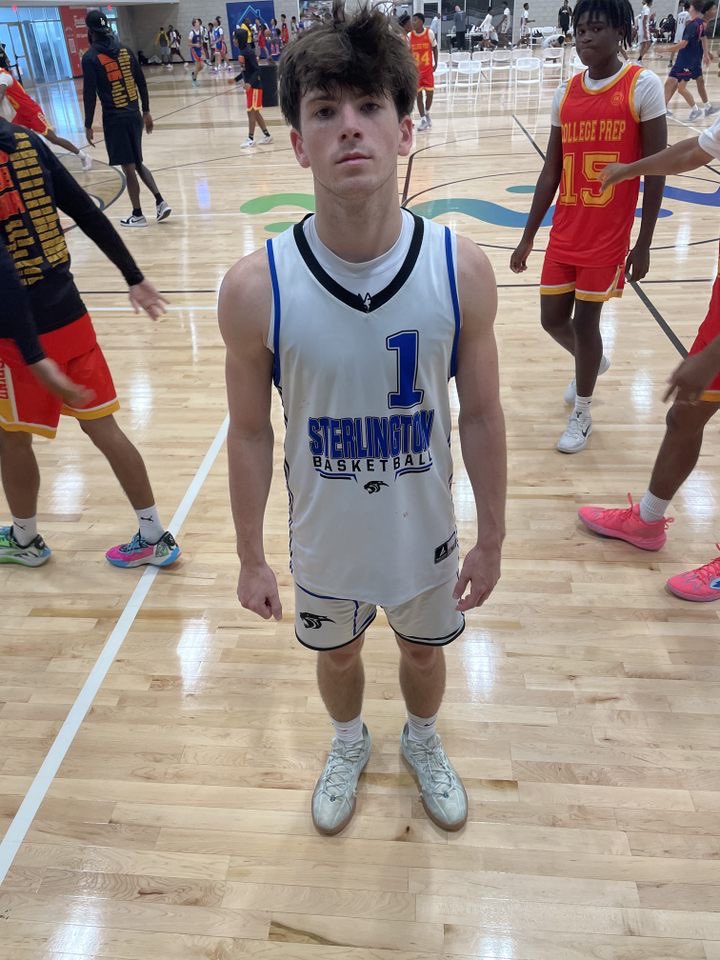 🏆LHSBCA - JSE Team Camp

⛹️‍♀️ Cooper Nelson
🏀 Sterlington
🎓 2026

📝Cooper is one of the best scorer in his team with his speed and pace. He helped his team win a tight battle against beau chene. He hit the clutch 3 pt to get them up and had a game win steal and lay up.