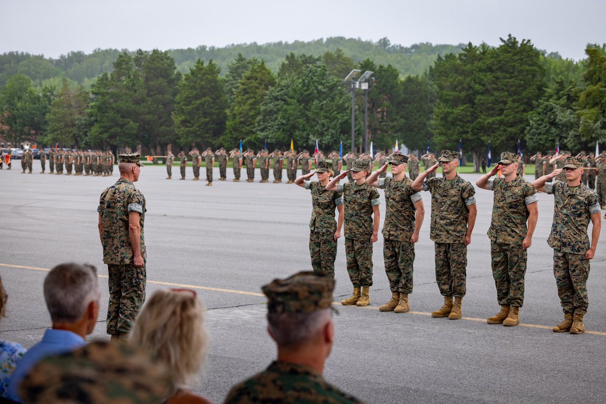 CMC_MarineCorps's tweet image. Today, I had the honor of serving as the reviewing officer for Lima Company’s graduation from Officer Candidates School. Since 1919, we have trained those who aspire to lead as Marine Officers in the foothills of @MCB_Quantico, under one standard—the Marine Corps standard.
