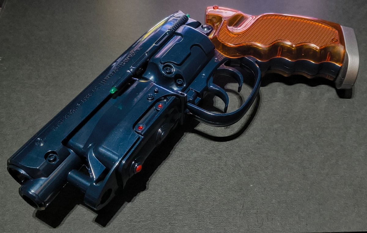 デッカードブラスター、 1980年代のなんだかよくわからないけどカッコ