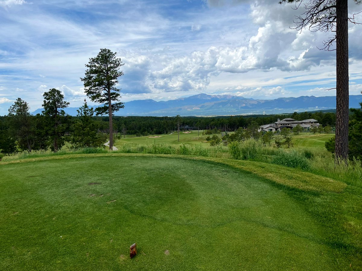 awesome_courses's tweet photo. Flying Horse North in Colorado Springs, CO. Course was a lot of fun until the big thunderstorm came through so didn’t see the entire course but what I did see was great. Designed by Phil Smith and opened in 2019 https://t.co/LyNyKtDCed