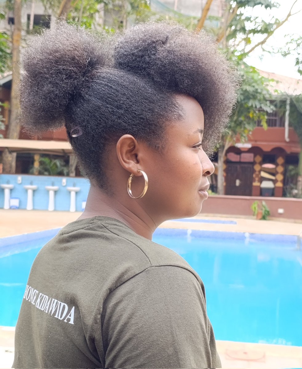 Our beautiful Dishome Kidawida merchandise is still on sale. Place your orders through our cellphone number or DM. Chawucha nandighi. Remember to visit my YouTube channel for more Kidawida lessons. #DishomeKidawida 
<a href="/masaka500/">Elizabeth Masaka</a> @TaitaTweeps