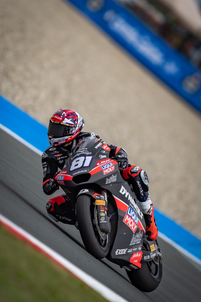 IntactGP's tweet photo. #DutchGP  #Moto2 Qualifying 

#FrontRowStart again for @18ManuGonzalez in 🅿️3️⃣ - 1´34.985 +0.208

#81 Senna AGIUS in 3️⃣rd row - 🅿️7️⃣ - 1´35.183 +0.406

#M2  Race starts on Sunday at 12:15 CEST

#LIQUIMOLY  #Dynavolt  #IntactGP  at @ttcircuitassen #TTAssen https://t.co/buZzWNHW9K