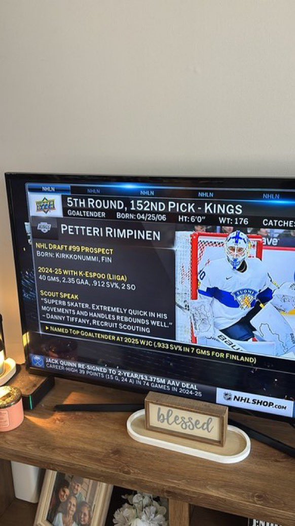 Absolutely awesome to see <a href="/dantiffany30/">Danny Tiffany 🇺🇸</a> and <a href="/RecScouting/">RecruitScouting</a> be featured multiple times on this NHL Network broadcast

I called Danny the best goalie scout in the public sphere pre-draft. I don’t just say that because he’s my friend. He is truly an incredible goalie scout and coach.