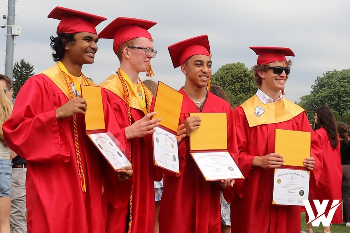 WCSD_K12's tweet image. Congratulations to the Williamsville East Class of 2025!