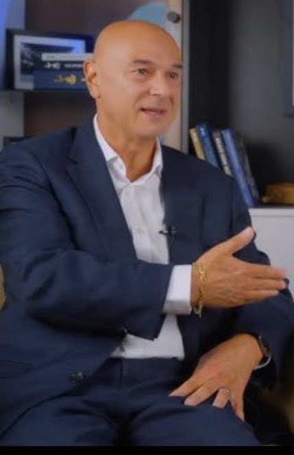 Never forget.
This bloke is a liar, a fraud and a charlatan.

#25YearsOfBullShit

#LevyOut

#ENICOUT