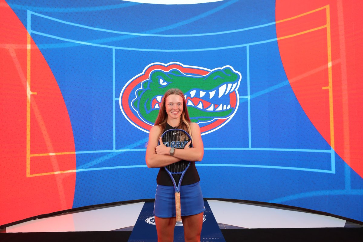 ParsaBombs's tweet image. Following her official visit three months ago, Allegra Korpanec Davies (UTR 10.15) has verbally committed to @GatorsWTN & will join Florida for fall of 2026. The 17-yo has an ITF juniors career-high rank of #49, winning 7 titles. Also is ranked #4 in Great Britain's U18 rankings.