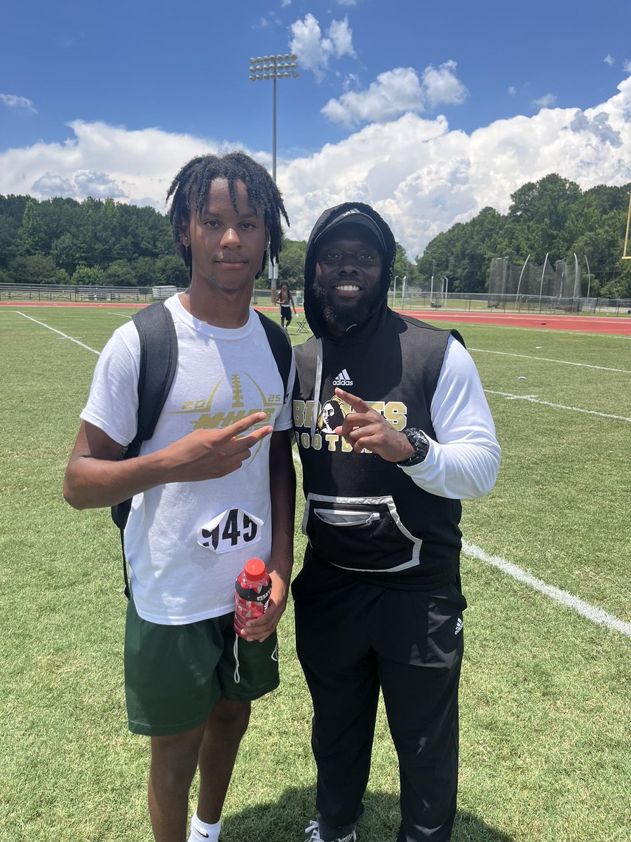 Devlin Gibbs tweet media