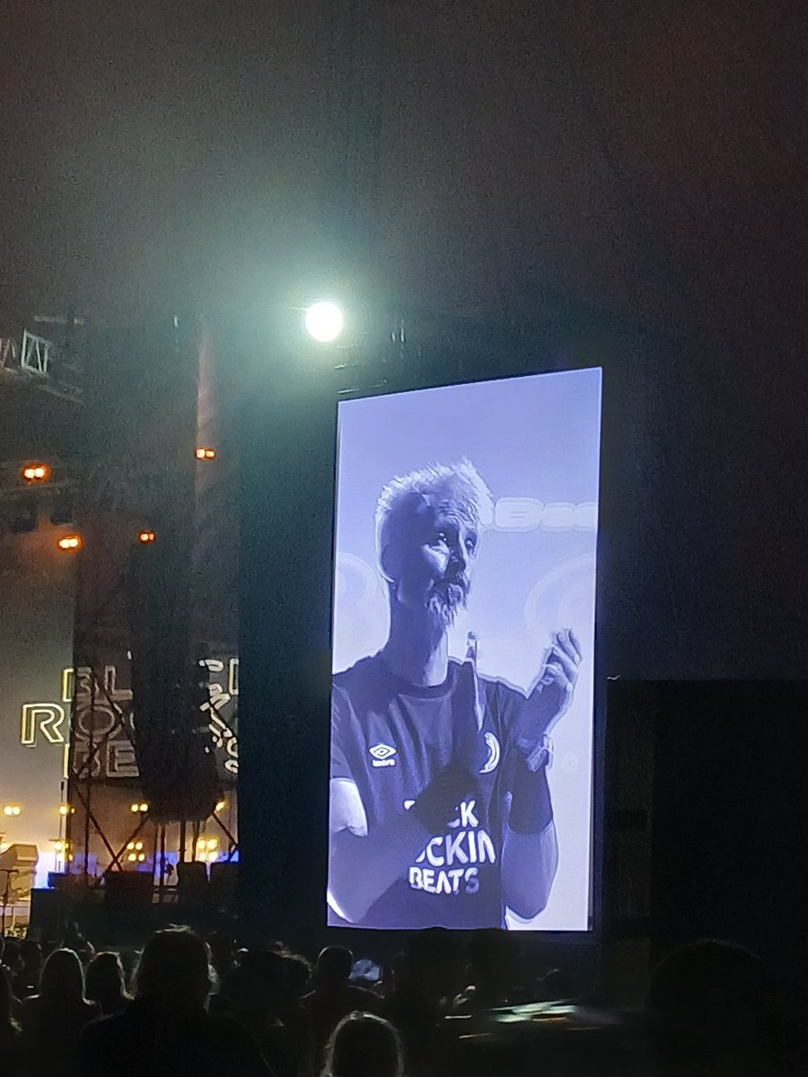 Totes emosh <a href="/DecPierce/">Declan Pierce</a> what a gig

Take a bow 👏 👏 
#blockrockinbeats