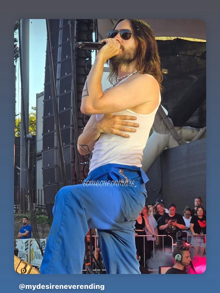 MaggotStitch's tweet photo. Jared Leto twirling about it his amazing blouse in Germany on 6/28/25 #JaredLeto #BlouseMan #PrincessMan #ILoveThisJackass #Germany #36MARS #EuropeanSummerTour25 https://t.co/qYZ1oUZLDu