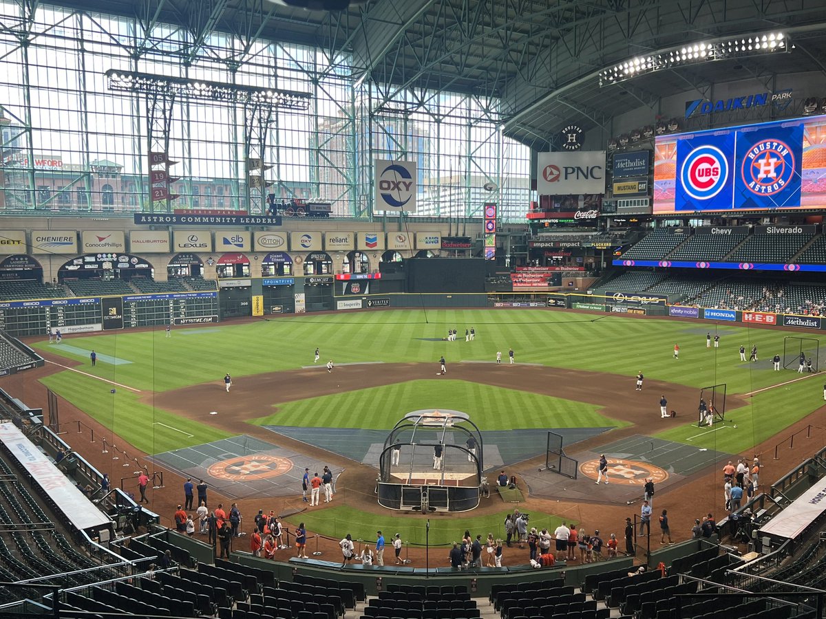 Kenny Albert (@kennyalbert) on Twitter photo View from the booth <a href="/MLBONFOX/">FOX Sports: MLB</a> <a href="/astros/">Houston Astros</a> <a href="/Cubs/">Chicago Cubs</a> <a href="/ajpierzynski12/">A.J. Pierzynski</a> - 7 pm ET View from the booth <a href="/MLBONFOX/">FOX Sports: MLB</a> <a href="/astros/">Houston Astros</a> <a href="/Cubs/">Chicago Cubs</a> <a href="/ajpierzynski12/">A.J. Pierzynski</a> - 7 pm ET