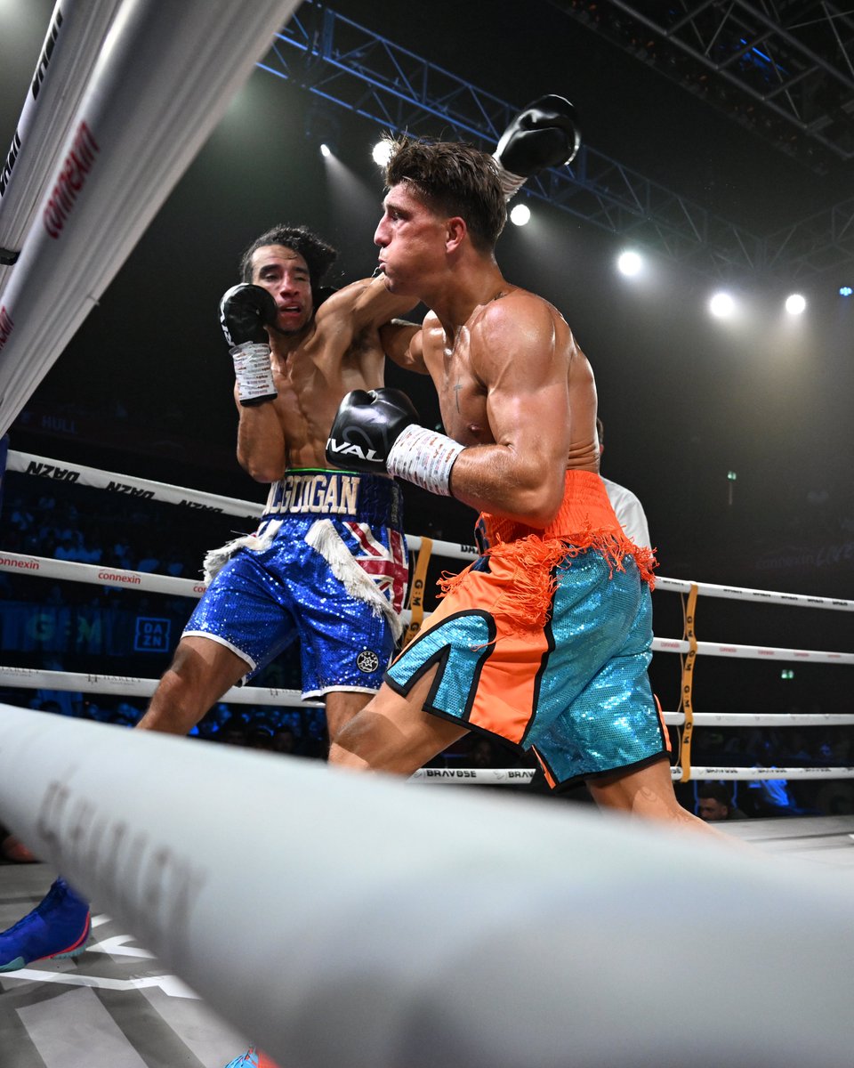 GBM Sports (@gbm_sports) on Twitter photo Gradus delivers on the both yet again. Who can stop him? 👀
#DeepWaters | Connexin Live, Hull | <a href="/DAZNBoxing/">DAZN Boxing</a> Gradus delivers on the both yet again. Who can stop him? 👀
#DeepWaters | Connexin Live, Hull | <a href="/DAZNBoxing/">DAZN Boxing</a>