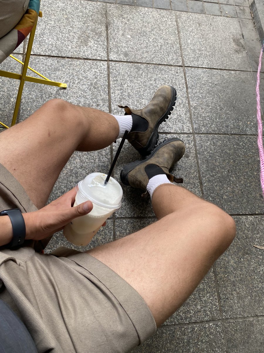 dk_alekseevich's tweet photo. Jutrić 🌝
Kafica ☕️
Cigarica 🚬
Blokadica ❤️‍🔥 https://t.co/On1KZApZkh