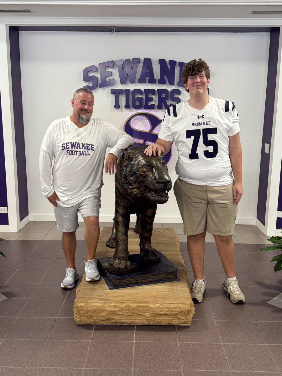 Jonathan King (@bigjon_75) on Twitter photo Had an amazing time back at Sewanee this morning canāt wait to be back <a href="/CoachTM9/">TRACY MALONE, M.Ed</a> <a href="/CoachMacSewanee/">Andy McCollum</a> <a href="/LeverageMatters/">Josh Willoughby</a> <a href="/ErikKimrey/">Erik Kimrey</a> <a href="/CoachCole54/">Cole Johnson</a> <a href="/JonasRodriguez/">Jonas Rodriguez</a> Had an amazing time back at Sewanee this morning canāt wait to be back <a href="/CoachTM9/">TRACY MALONE, M.Ed</a> <a href="/CoachMacSewanee/">Andy McCollum</a> <a href="/LeverageMatters/">Josh Willoughby</a> <a href="/ErikKimrey/">Erik Kimrey</a> <a href="/CoachCole54/">Cole Johnson</a> <a href="/JonasRodriguez/">Jonas Rodriguez</a>