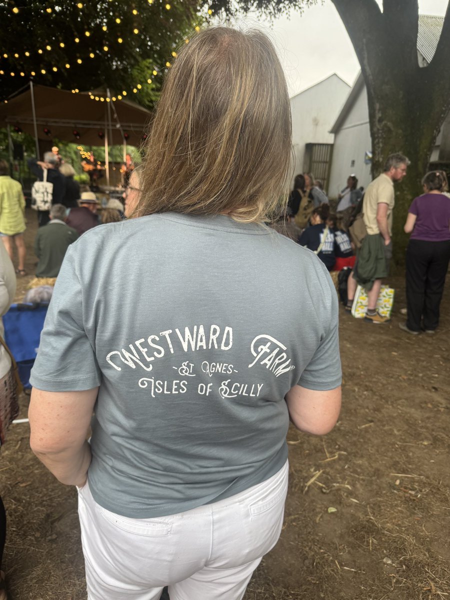 Tamsin Thomas (Harris) (@tamsinharris21) on Twitter photo Went to the <a href="/LoveLostwithiel/">Lostwithiel</a> Gin Festival this evening and subtly reminded people of Scillonian Gin. Wearing my <a href="/westward_farm/">Westward Farm</a> T-shirt with pride. #Cheers #StAgnes #Cornwall #TasteOfTheWest #WildWingletang Went to the <a href="/LoveLostwithiel/">Lostwithiel</a> Gin Festival this evening and subtly reminded people of Scillonian Gin. Wearing my <a href="/westward_farm/">Westward Farm</a> T-shirt with pride. #Cheers #StAgnes #Cornwall #TasteOfTheWest #WildWingletang