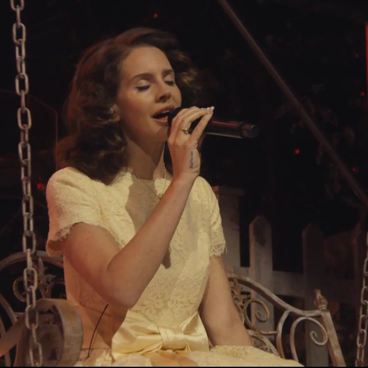 Lana Del Rey Merch tweet media