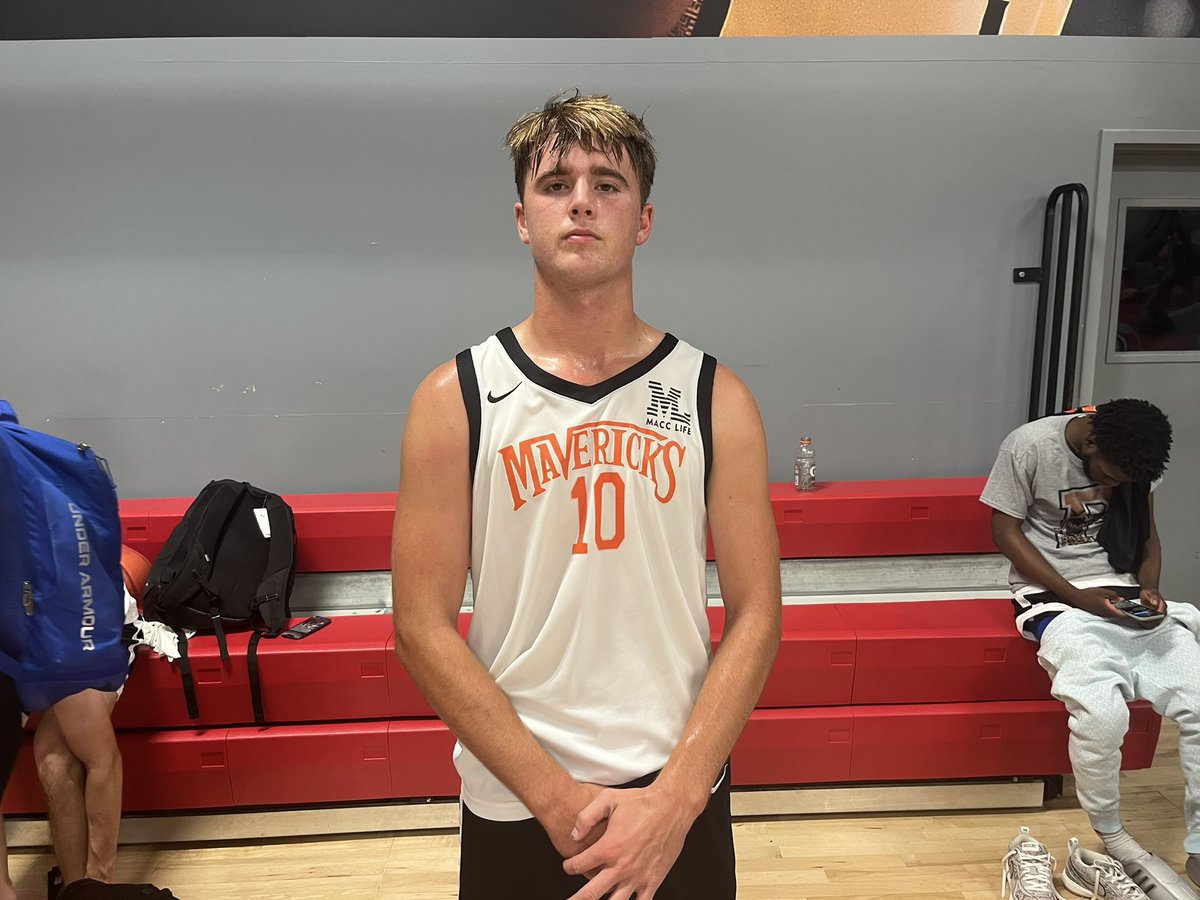 Through the two games I’ve watched of the Arkansas Mavericks I’ve been thoroughly impressed by Maddix Terry on both ends of the floor. He’s a dominant downhill force who embraces physicality but can also counteract his driving with a confident perimeter shot. Absolute force in