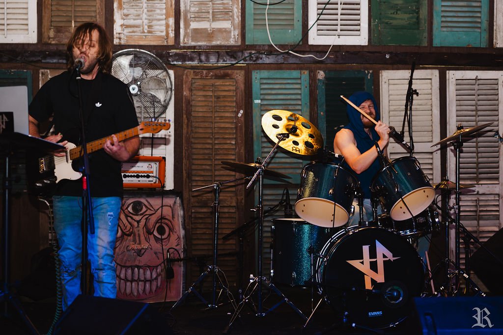 Since being a part of Eclipse Fest in May, we've been blessed with the presence of one of the best alternative bands in our state. The sound and energy of these guys is like no other. Sink your teeth into Holleestar!