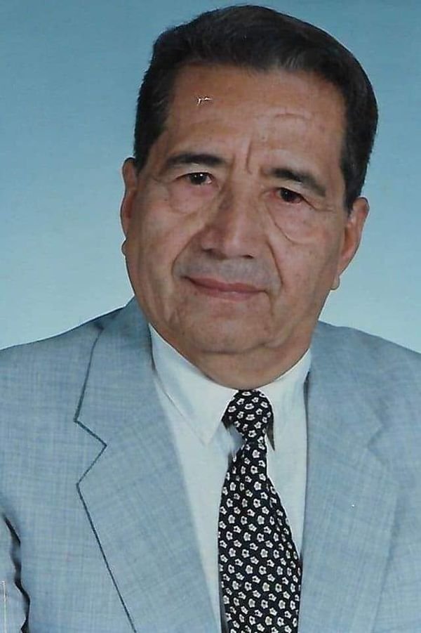 29/06/2022. Fallece Tirso Canales. Poeta, narrador, ensayista. Perteneció al grupo llamado "Generación Comprometida". Fue Director de la Editorial Universitaria de la Universidad de El Salvador.