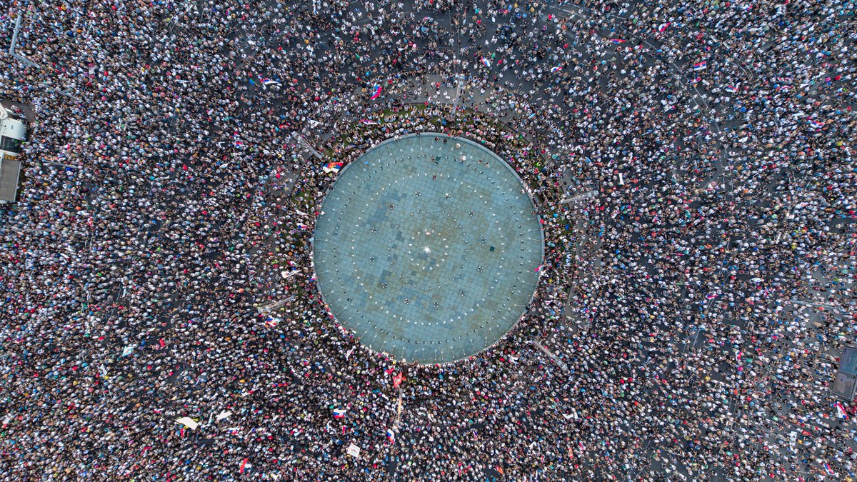 Arhiv javnih skupova tweet media