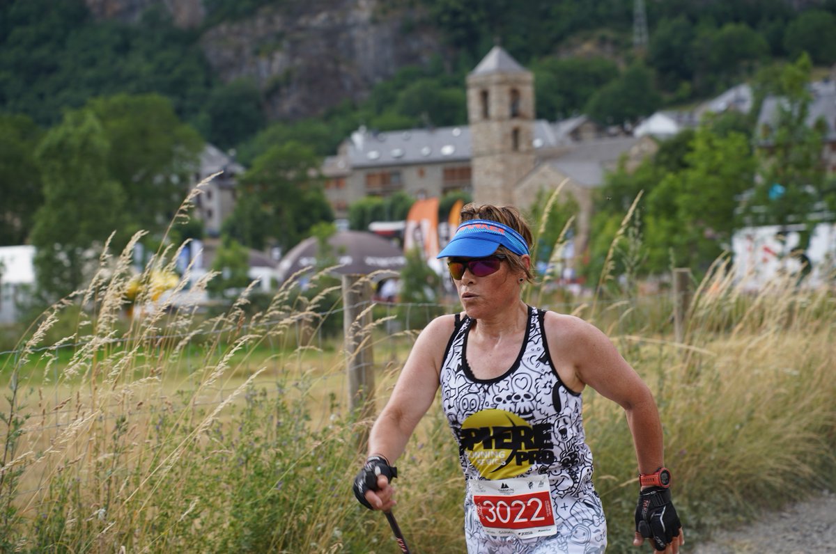 #marxafeec Sergi García i Paqui Quílez s’imposen a #Barruera  en una cursa exigent marcada per la calor, el terreny sec i els mosquits. 
📲 Més info a FEEC: tinyurl.com/2e238ecj
#marxanordica #nordicwalking 
📸 Pat Soler
