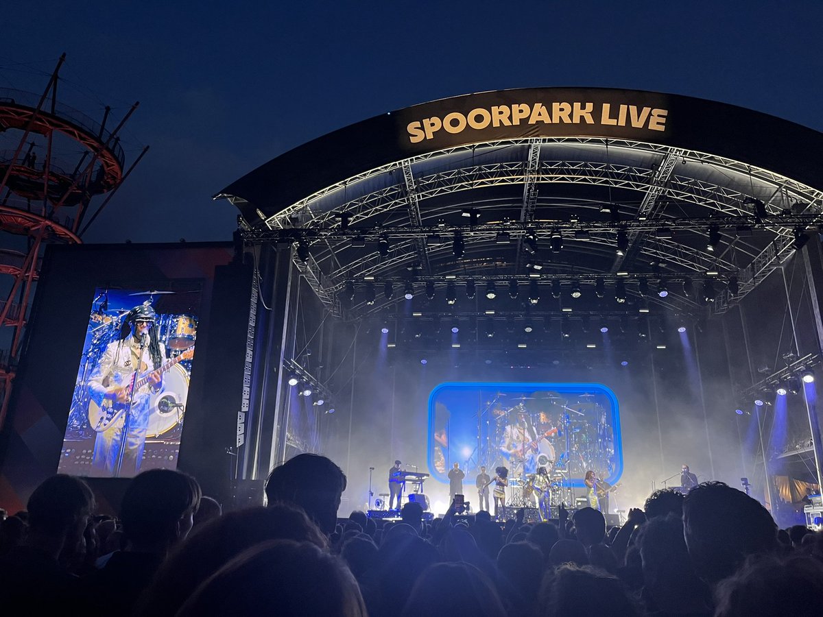 Oh yes oh yes! Chic!