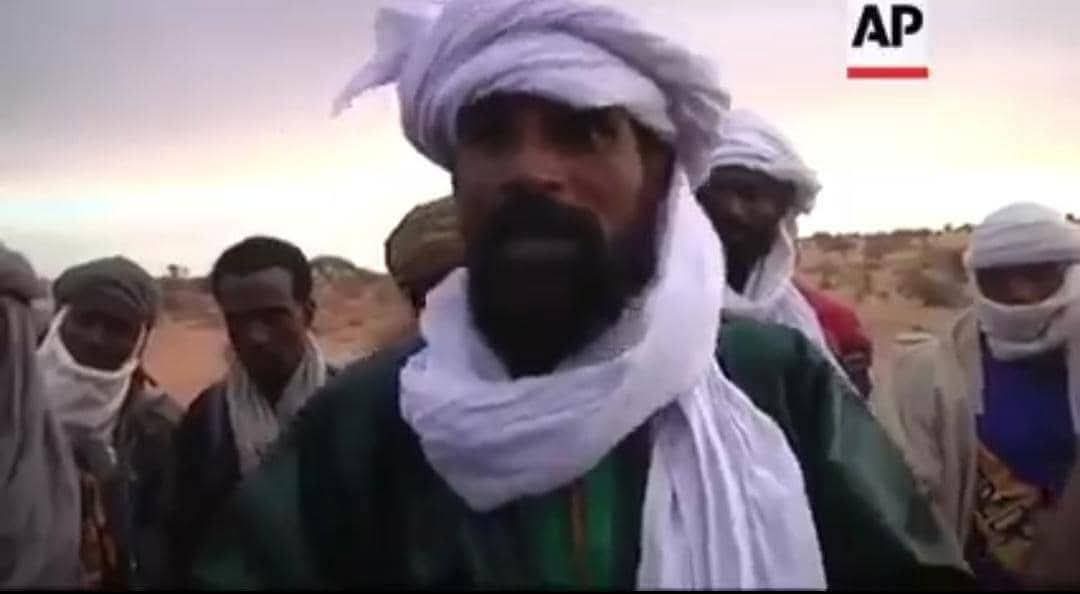 kaliloi_sy's tweet photo. #Mali: Boubacar Ibrahim dit #Oubel, chef terroriste, et dix de ses éléments se seraient rendus avec armes et bagages aux FAMa à Lellehoye, cercle d’Ansongo, ce samedi 28 juin 2025. https://t.co/cvpv1zBUvP