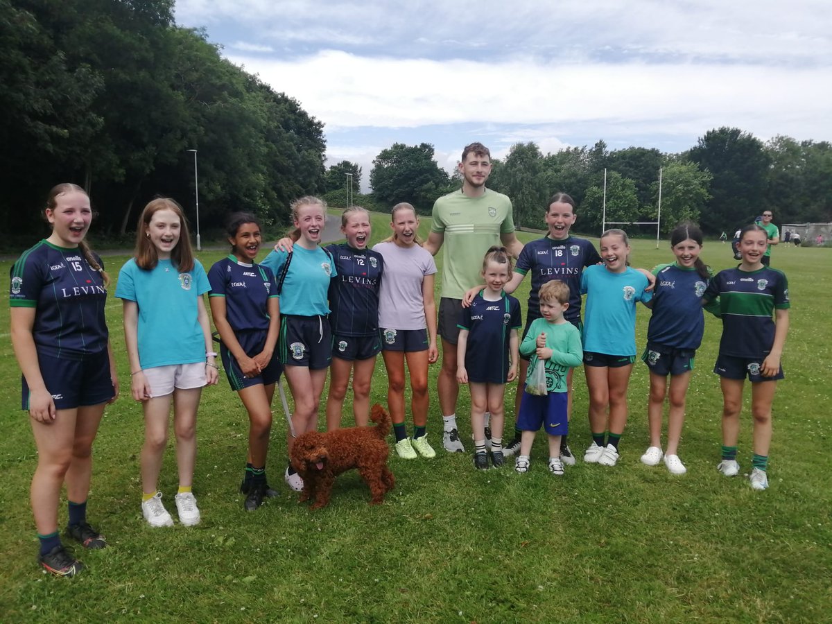 There's nothing <a href="/LiosAPhuca/">Beaufort GAA Club</a> and <a href="/Kerry_Official/">Kerry GAA</a> star Sean O'Brien likes more the day before an All-Ireland Quarter Final than popping in to watch the FoxCab u12s in action! Best of luck tomorrow Sean!