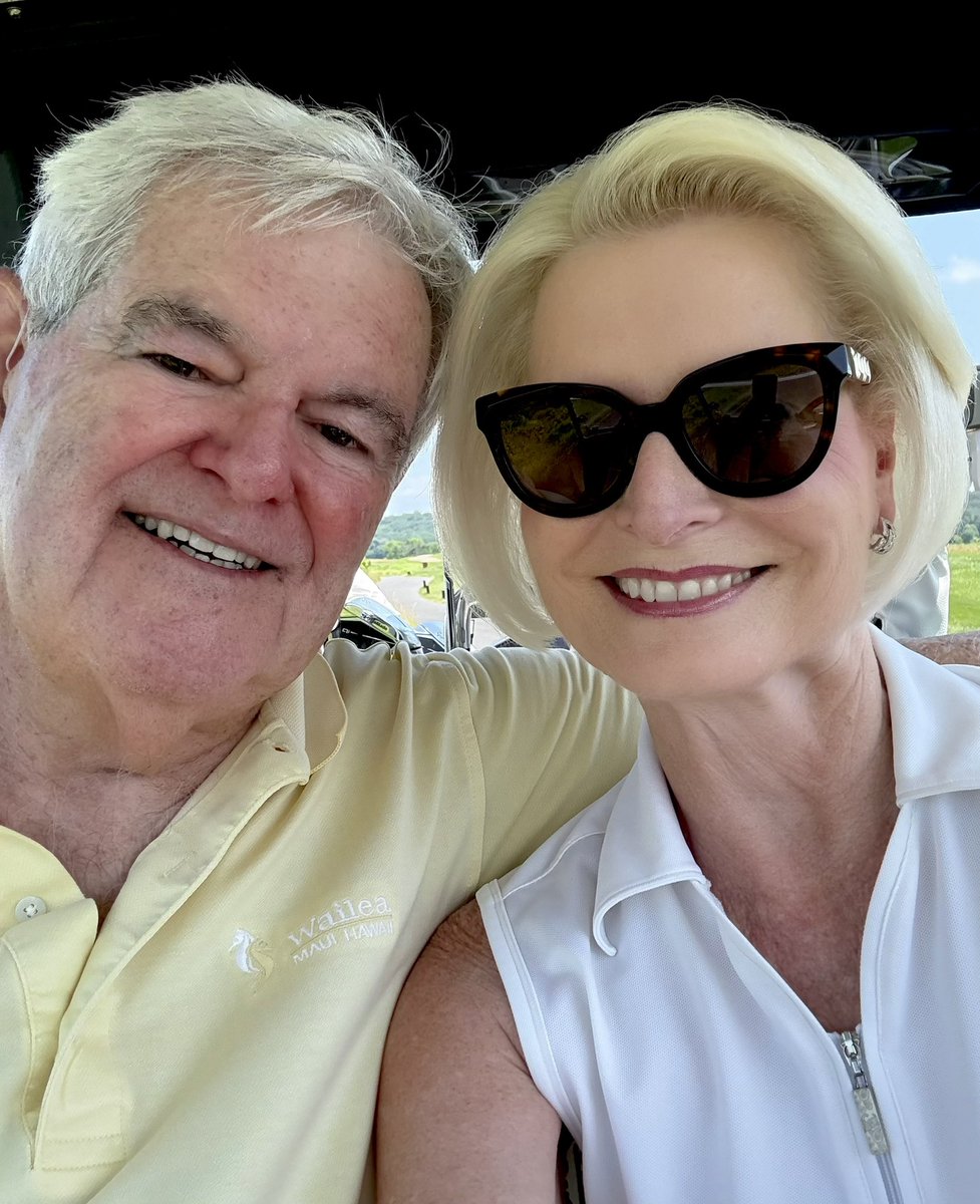 CallyGingrich's tweet image. Beautiful day with @newtgingrich at Trump National! ⛳️☀️