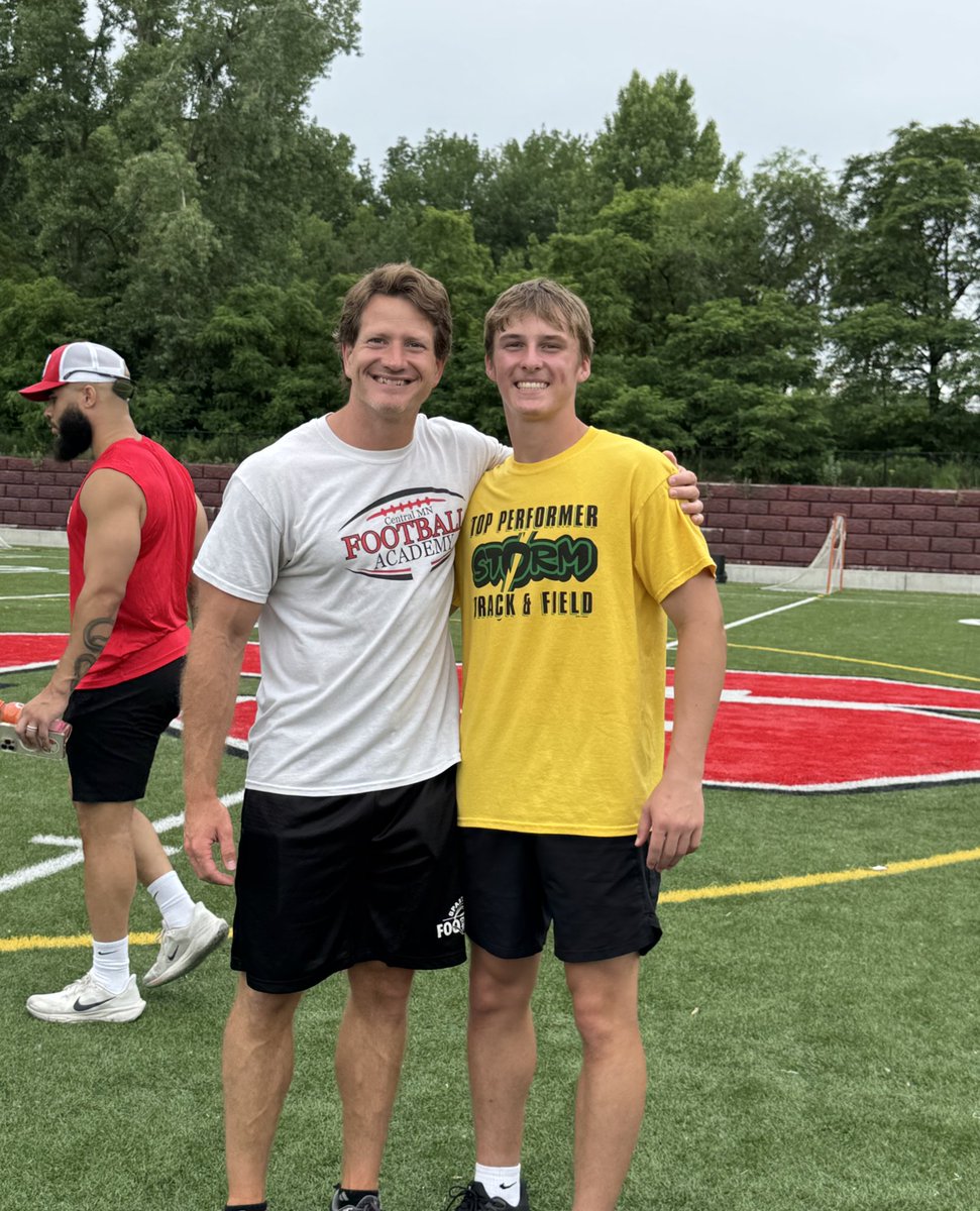 evanmhardy21's tweet image. Thank you @CentralMinneso3 for inviting me out for camp and giving me an opportunity to perform. I had fun and learned a lot on both sides of the ball under some great coaching.
@CoachHerberg
@Alar_51
@HamerLevy
@Will_Thrill33
@DevinVouk
@NWahlScouting