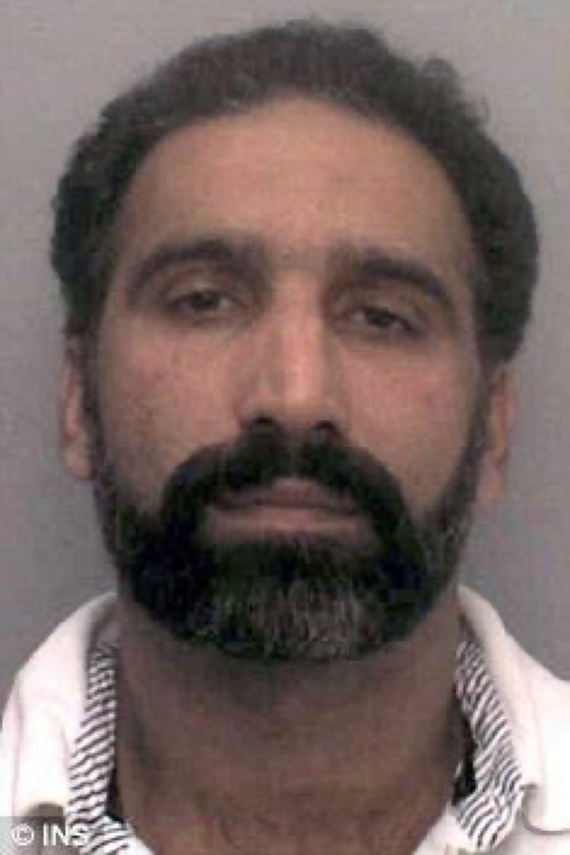 peterstopcrime's tweet image. British Pakistani Police Officer repeatedly Raped a 7 year old 

A now secret met report found Pakistani Police are ten times more likely to be corrupt, it didn’t mention how likely they are to be child rapists, the answer is high ! 

The 43-year-old police officer was sacked…