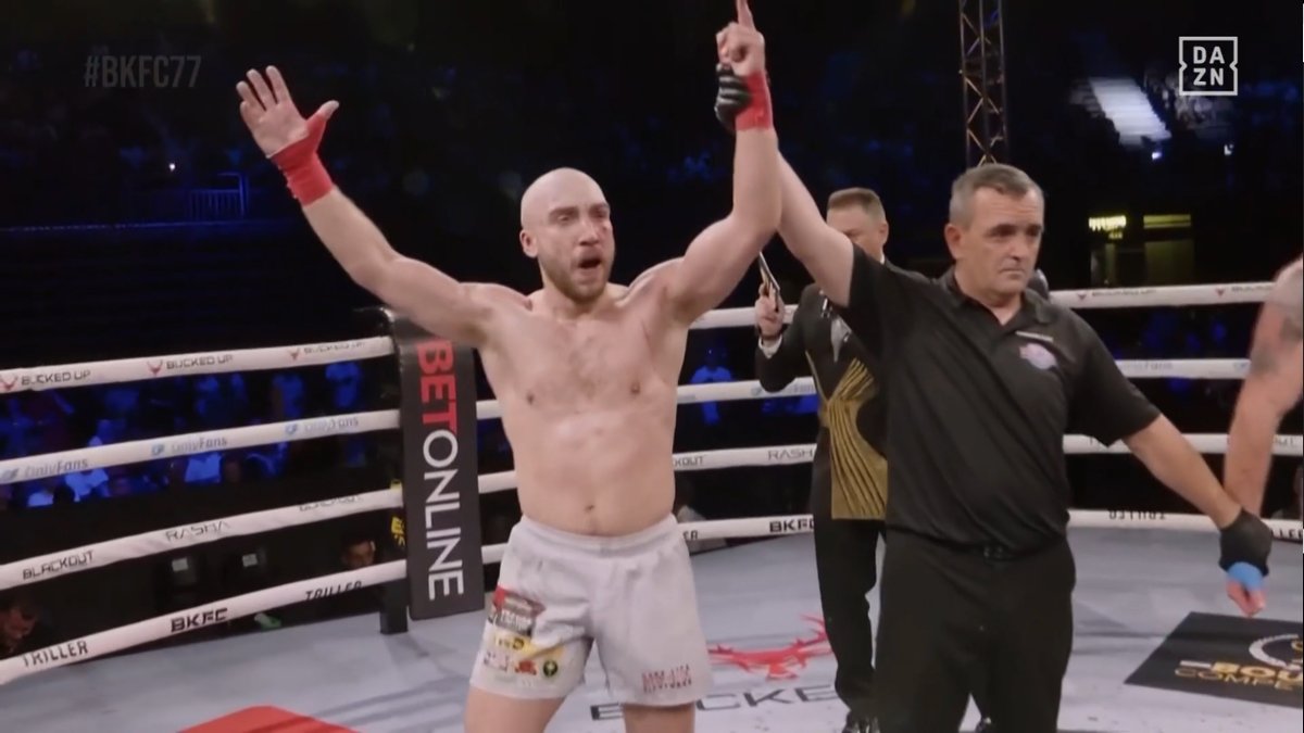 Adam Leavelle tweet media