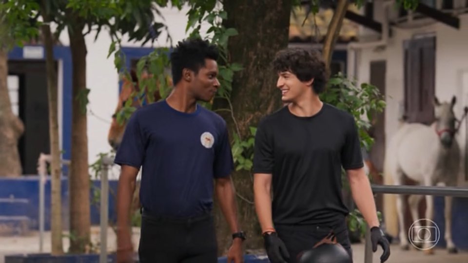 Troco Solange e Renato por mais cenas desse casal aqui #ValeTudo