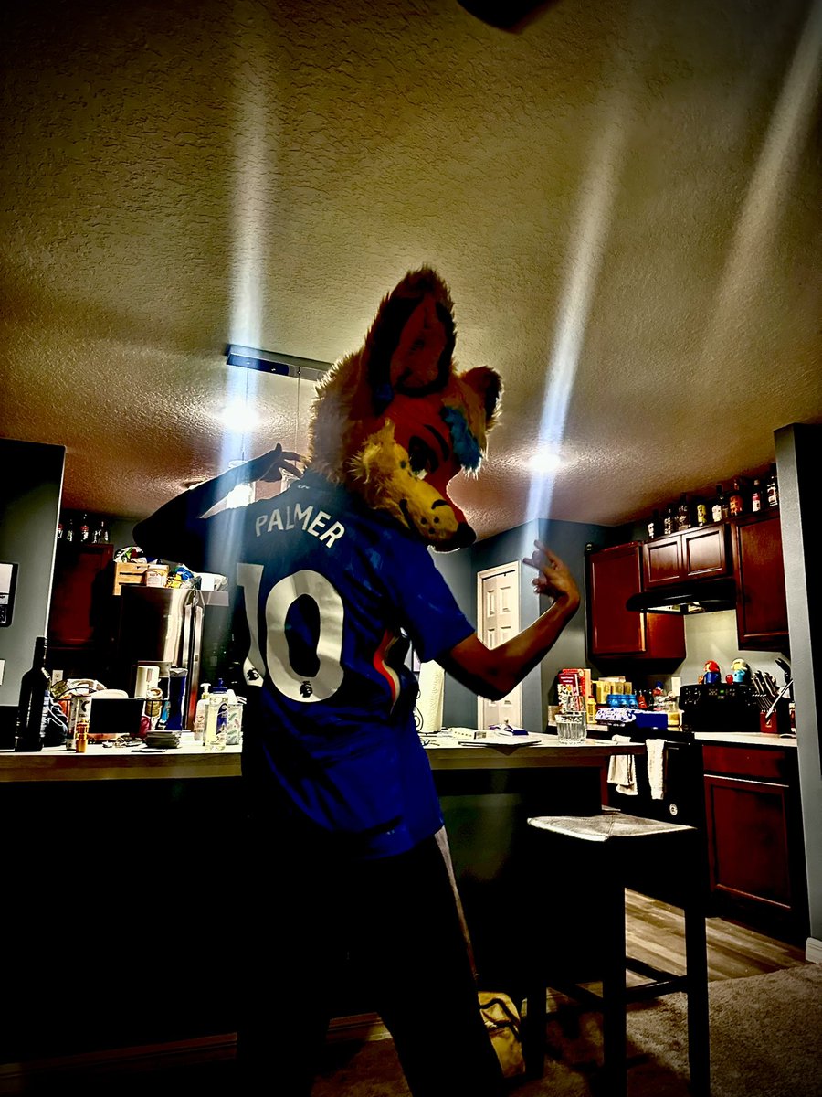 London Is Blue💙💙 <a href="/ChelseaFC/">Chelsea FC</a> 

On To The Quarter Finals🥴