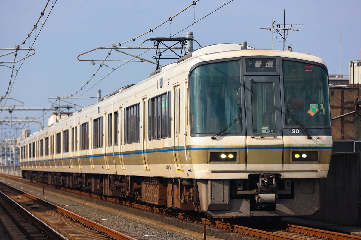 2025.6.29
2417S 普通l大阪
221系 NC606編成