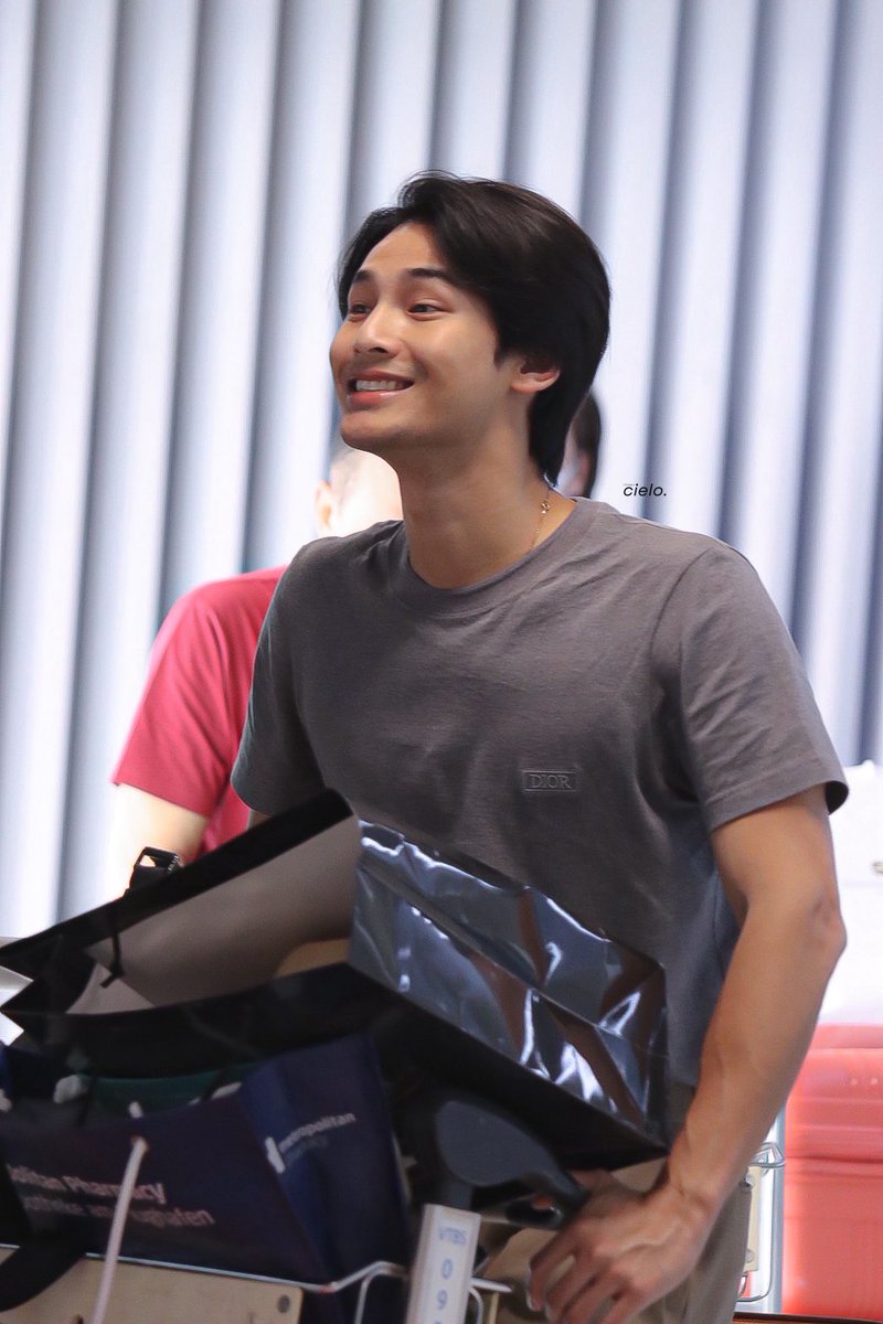 หยุดเพี้ยนก่อนนน 

꒰ <a href="/Nnattawin1/">Nnattawin</a> ꒱ 
#APONattawin┊#apocolleagues     

📸 • #aponcielopic ◡̈