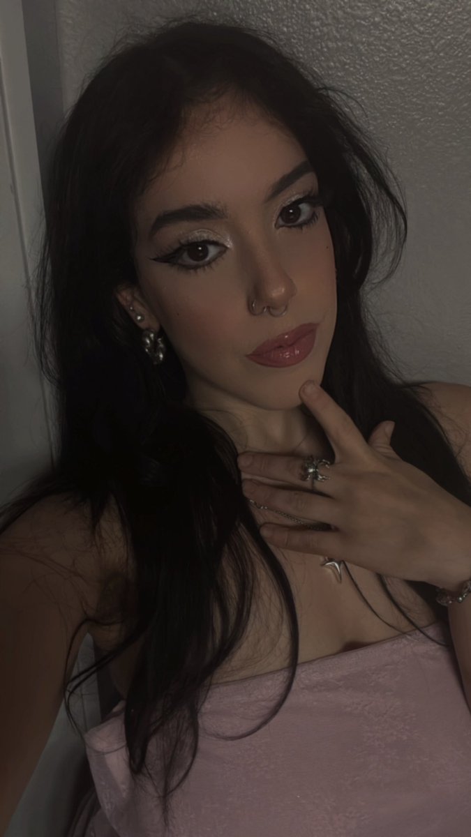 bianca .ᐟ☆ tweet media