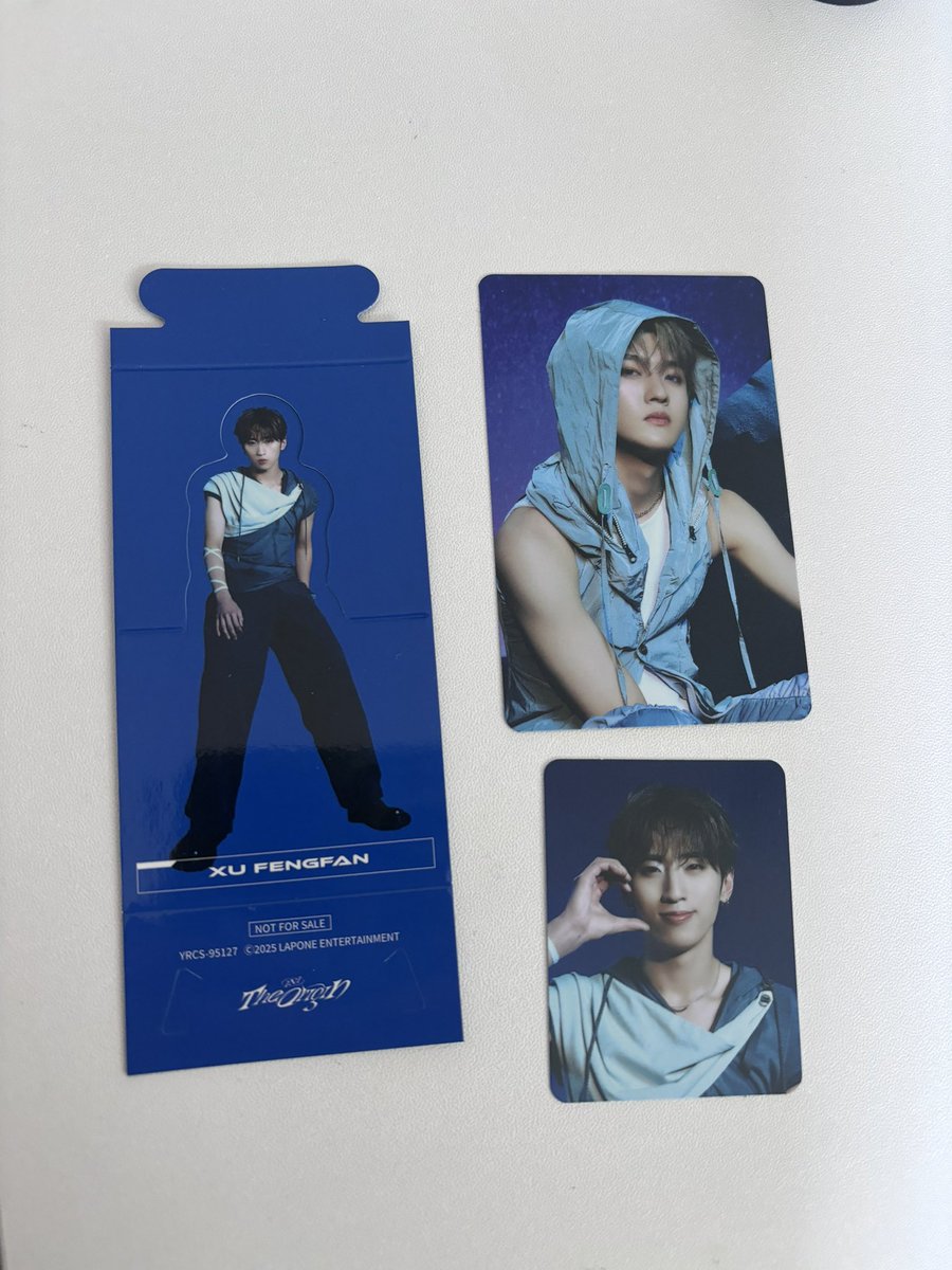 할⟡.· tweet media