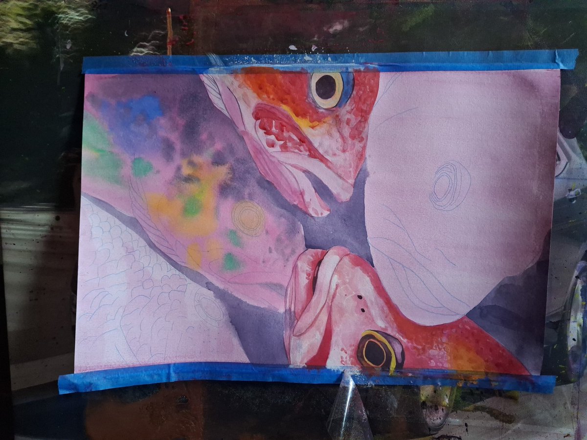blusundun's tweet photo. Oh me fokin back (love the bottom fish tho) https://t.co/EXodmHFOby
