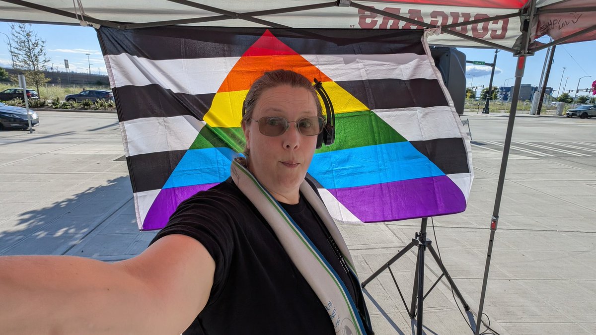 253 Defiance tweet media