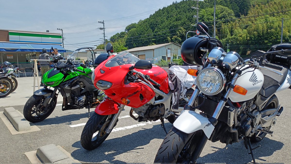 クランケ㌠ tweet media