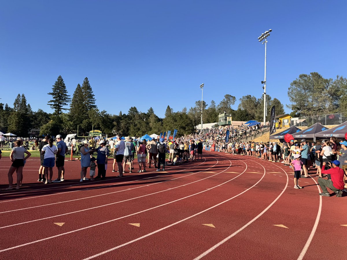 There are substantially more people spectating Western States this year than ever before. 

44K on the livestream and at least 2-3x more at the track than I’ve seen before.

Trail running is BOOMING