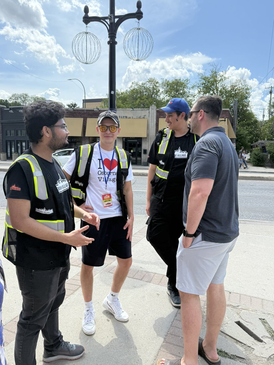 BenCarrwpg's tweet image. Had a great time at Village Music Fest on Osborne! I caught a lively performance by Ukrainian folk group Steppe Kolektyv and was taught a few polka steps along the way.
Always a joy to celebrate music, culture, and community right in the heart of the city.
#VillageMusicFest…