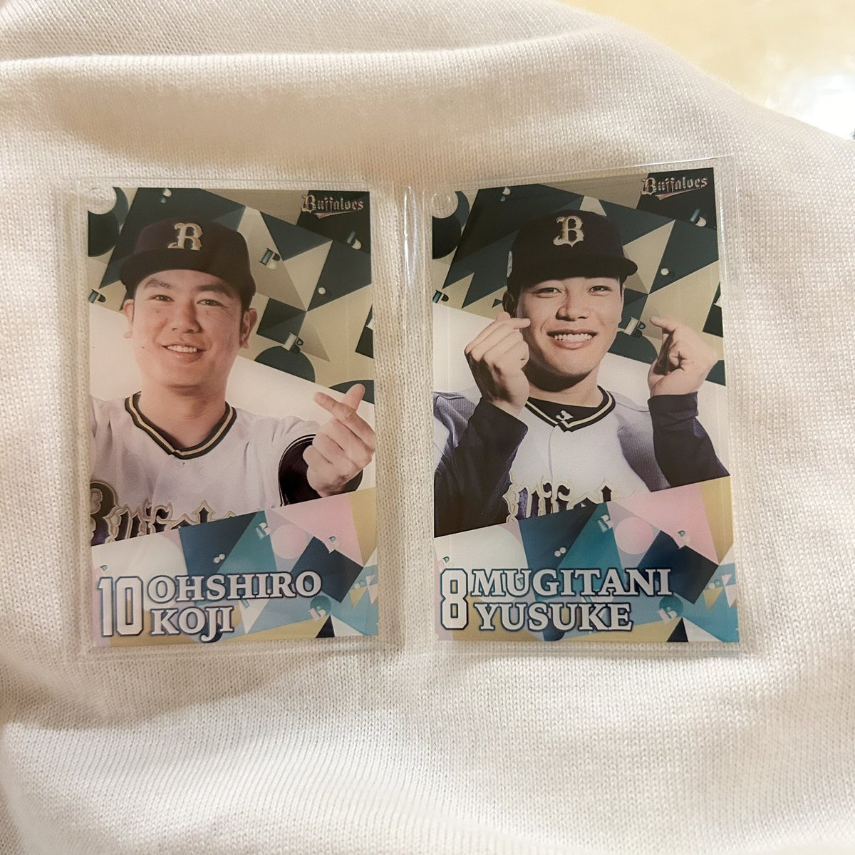 オリックス オリ姫デー 交換
コロチャレ C賞

【譲】8.10
【求】17or定価

心当たりのある方はお気軽にご連絡ください。
本日又は7月ほっと、京セラ現地にてお取引希望です。

#オリックス交換　#コロチャレ