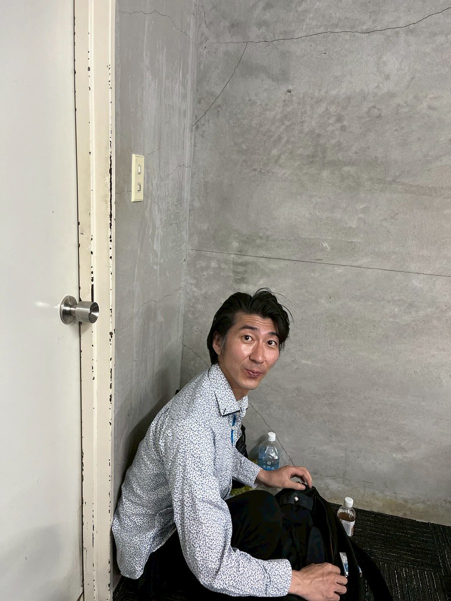 千穐楽～🎊
今日で劇場で観れる『モテない保険2』は終演となります🥺

ご都合つきましたら、飛び込みも大歓迎です✨

さて、昨日車のキー🔑の落し物があったようで、心当たりのある方ご一報頂けると助かります🙇

ではでは、最終日いってきます(*`･ω･)ゞ