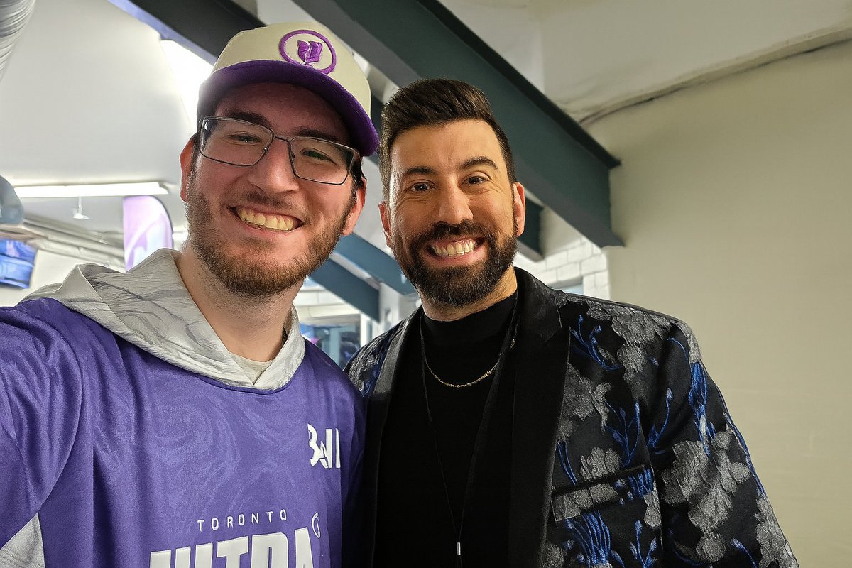 Oh hey! It's <a href="/IHOLDSHIFT/">IHOLDSHIFT</a> !

Thanks for the photo!!