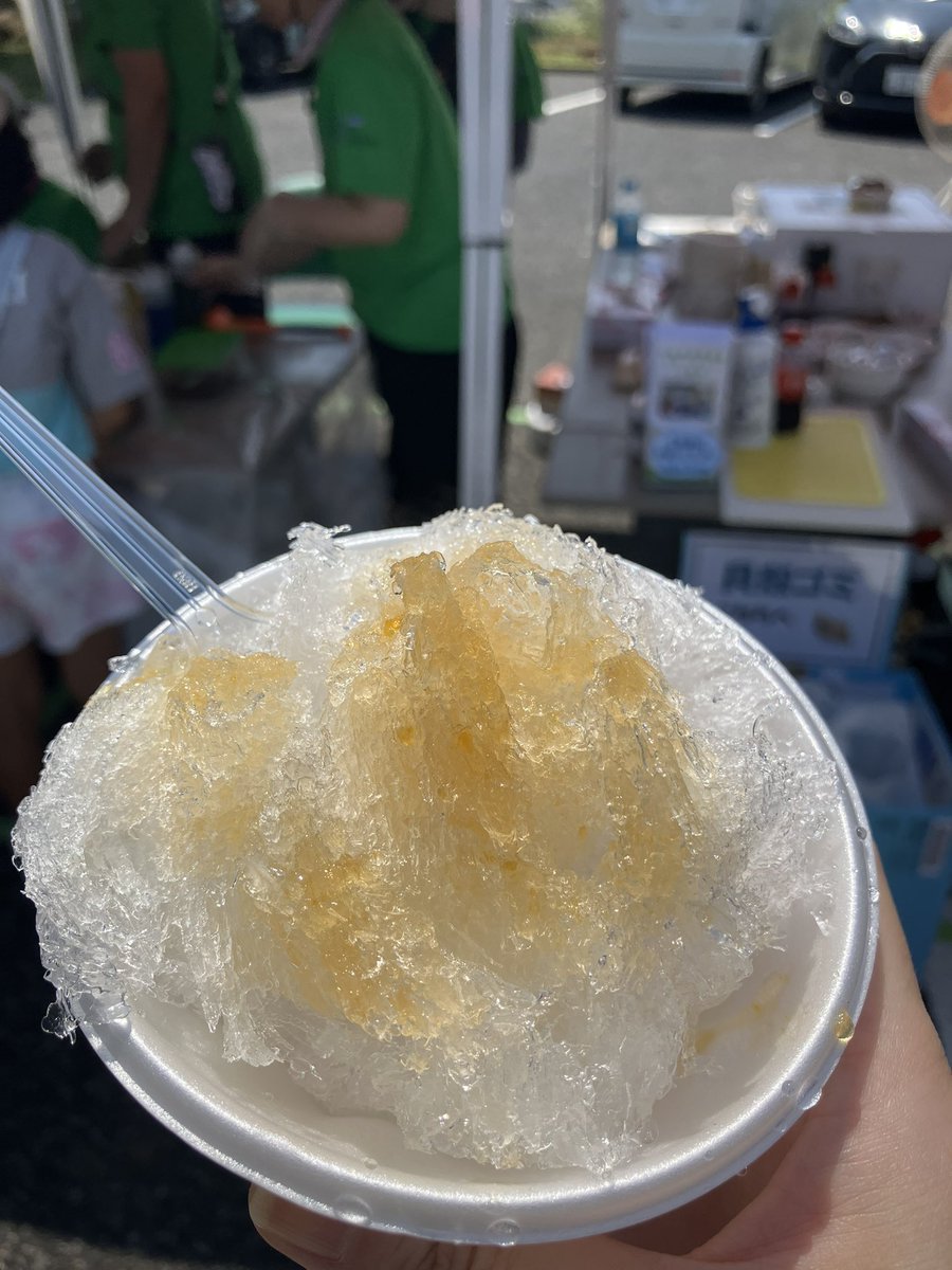 epilepsy_1015's tweet image. 木曜日の #訪問看護 で看護師さんに誘われた #つながるマルシェ へ
マスクを外した担当看護師さんを見るのは初めてだったので気づかずに人見知りが発動してしまいました
北海道産のつぶ焼きが旨旨で看護師さんお手製の梅シロップも身体に染みる
帰りの電車内
私から貝を焼いた匂いがするような…