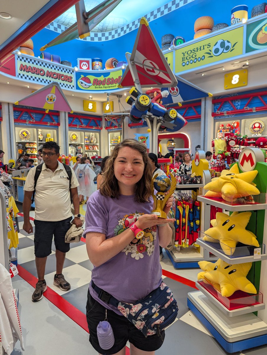 JasonTCV's tweet image. Amy beat me in Mario Kart: Bowser’s Challenge 146 to 129 and she&apos;s never going to let me forget.

But since the Universal Studios app is down and we can&apos;t log the score, it doesn&apos;t count right? #EpicUniverse